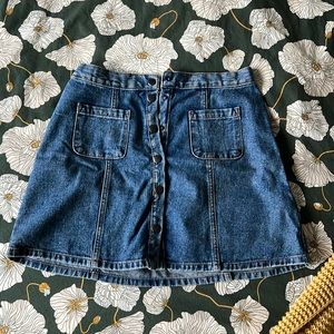 Urban Outfitters BDG denim mini skirt size medium